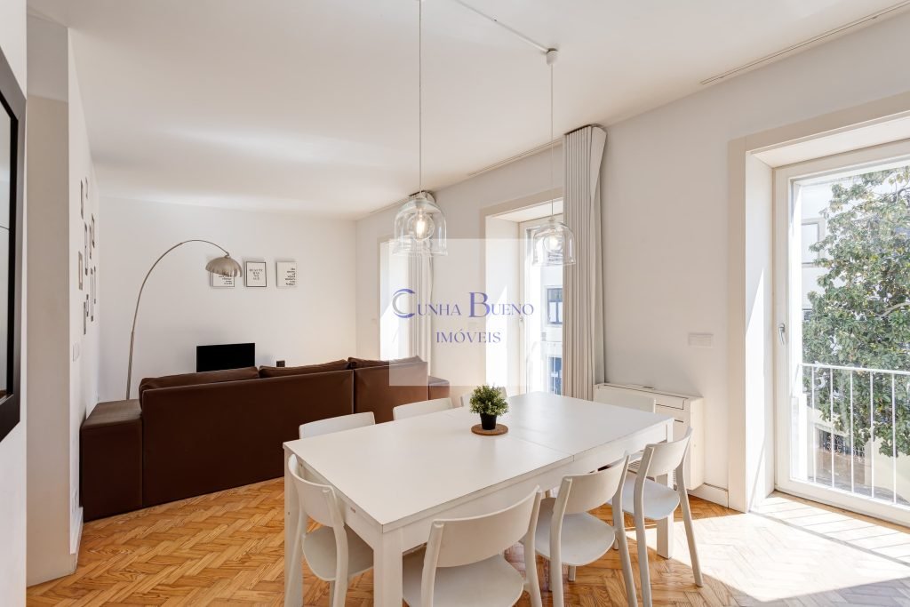 APARTAMENTO PARA VENDA – LARGO MARQUÊS DO LAVRADIO – PORTUGAL