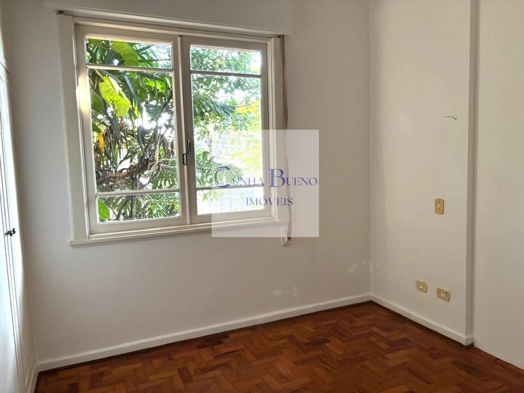 CASA NO JARDIM PAULISTA PARA REFORMA