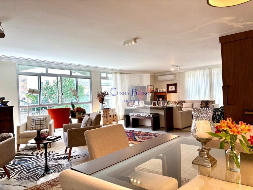 APARTAMENTO REFORMADO NO JARDIM PAULISTA