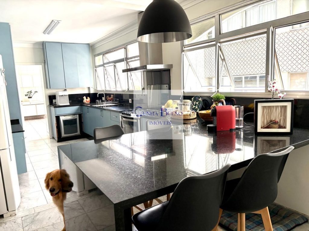 APARTAMENTO REFORMADO NO JARDIM PAULISTA