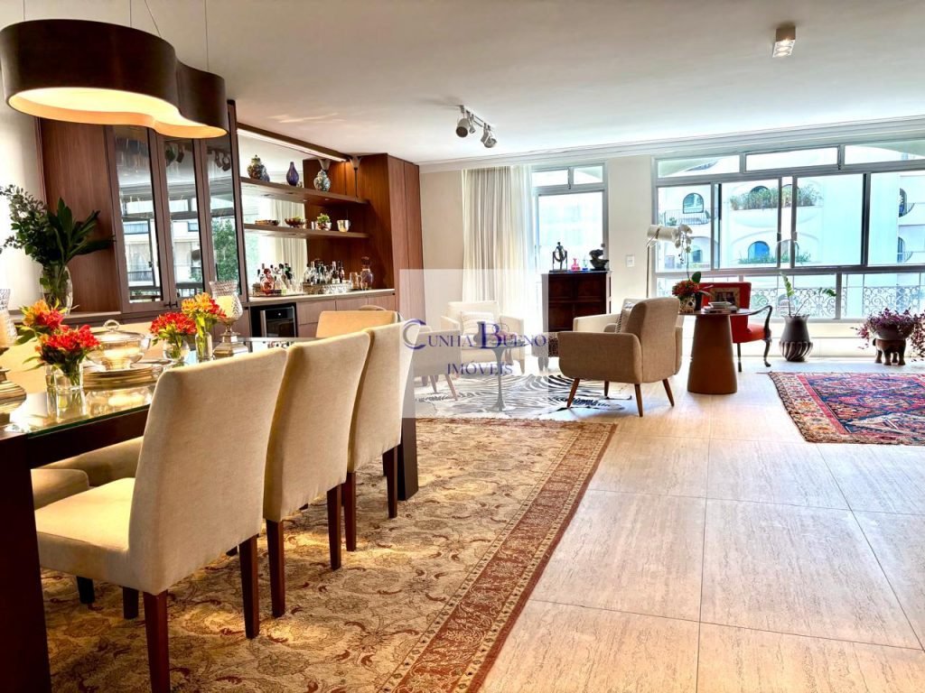 APARTAMENTO REFORMADO NO JARDIM PAULISTA