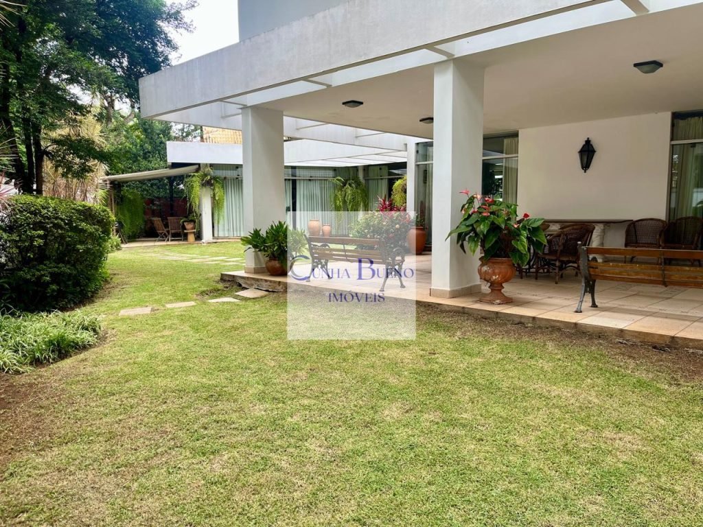 CASA EM ÓTIMO PONTO NO ALTO DE PINHEIROS EM FRETE A BELA PRAÇA
